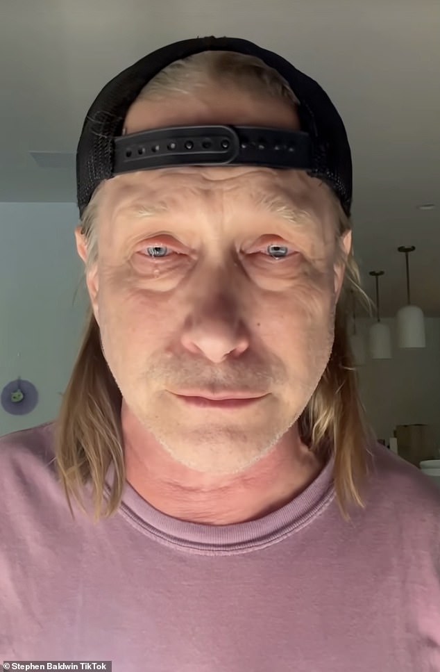 Hailey Bieber’s Dad Sparks Fear With Weird Video Hailey Bieber’s Dad Sparks Fear With Weird Video